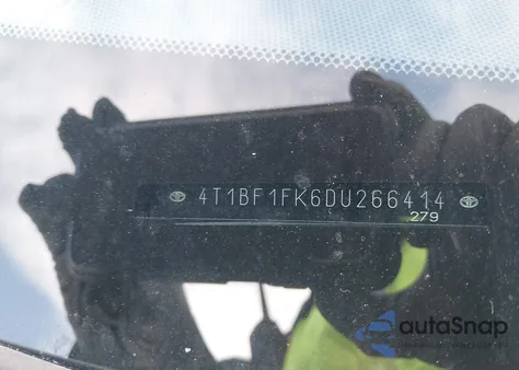 2013 Toyota Camry Se z USA, uszkodzony, nr VIN 4T1BF1FK6DU266414